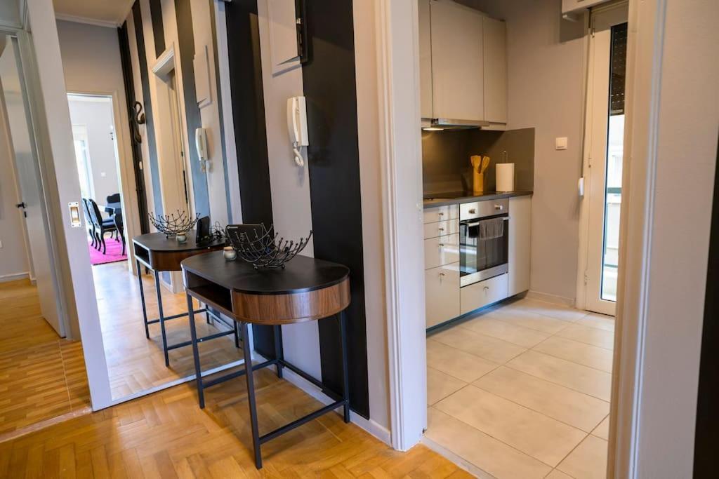 Apartamento Seaview Orchid 2 Bed Elegance Atenas Exterior foto
