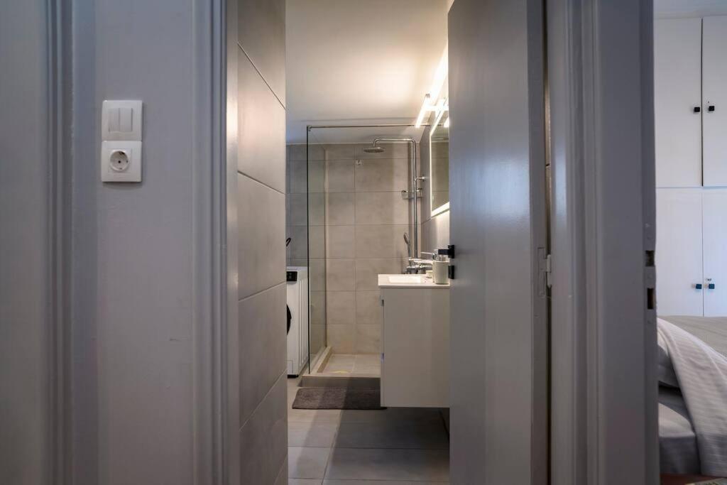 Apartamento Seaview Orchid 2 Bed Elegance Atenas Exterior foto